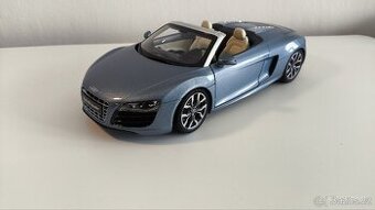 Model Audi R8 Spyder 1:18 Kyosho - 1