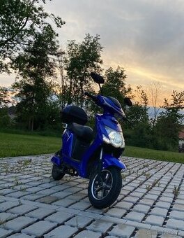 Elektroskutr bez ŘP (elektro kolo)