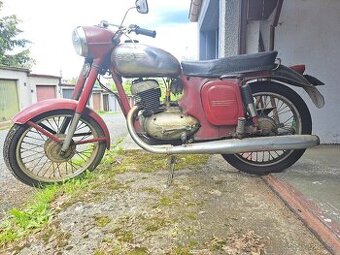 Prodám Jawa 250 Sport, typ 590, r.v.1965, kola 19".