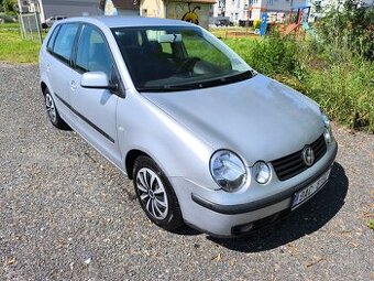 VW Polo 1.4 16V AUTOMAT (prav. servis)