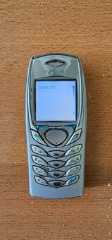 Nokia 6100 - 1