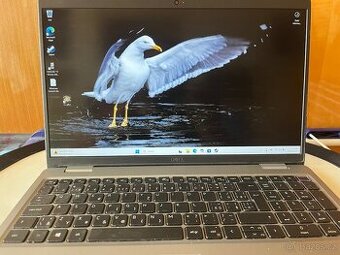 Notebook Dell Latitude 5520 15,6 Intel i5, 16 GB RAM, 256 SS