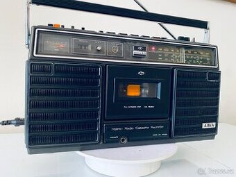 Radiomagnetofon Aiwa TPR 910, rok 1977