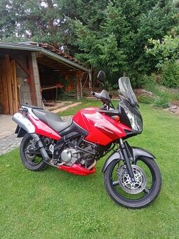 Suzuki VStrom DL 650 po ženě