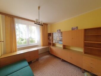 Kompletní vybavení pokoje - nábytek za odvoz