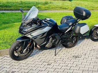 CFmoto 650 gt premium