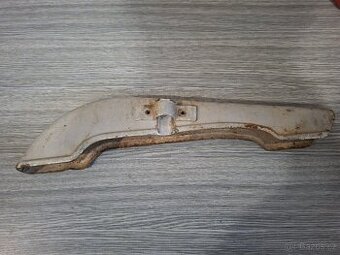 Jawa 50 pionyr - kryt retezu - typ 05