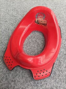 Redukce na záchodové prkénko