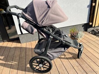 Sportovní kočárek