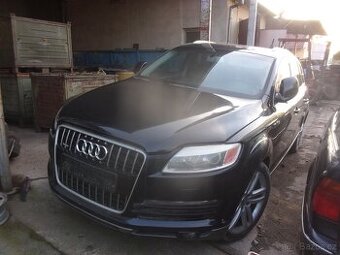 AUDI  Q7 4,2Í V8