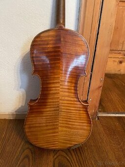 Staré housle stradivarky