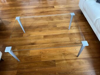 Konferenční stůl skleněný