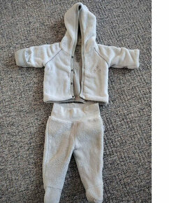 Souprava kabátek z Outlastu a dupačky