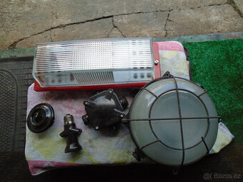 Prodám staré osvětlení a další věci,starší lustry