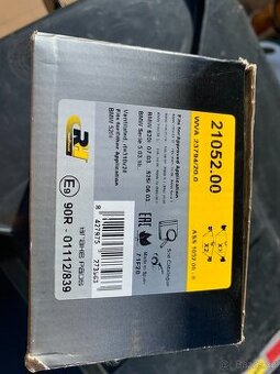 Brzdové destičky nové na BMW 3 a 5. Praha 6