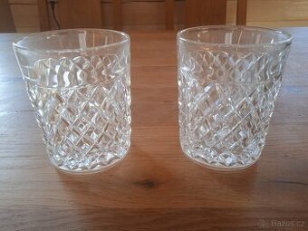 Pohárky na kávu, vodu