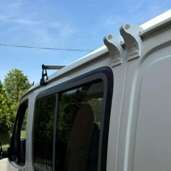 Držák na plachtu/markýza