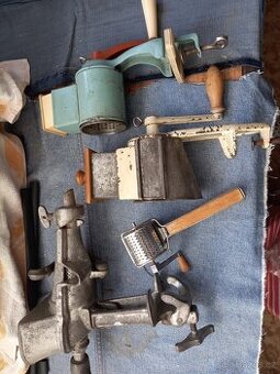 Staré kuchynské strojky ruším sbírku