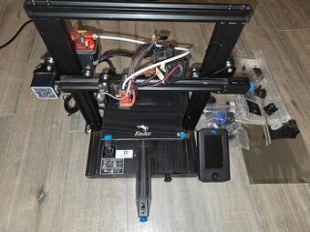 3D tiskárna Creality Ender 3 v2 na opravu včetně dílu