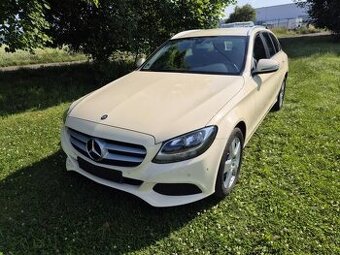 Prodám Mercedes-Benz Třídy C 220D 125KW - 4MATIC