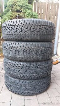 Pneu zimní, 4 ks, rozměr 215/60/17, 96H, zn. HANKOOK