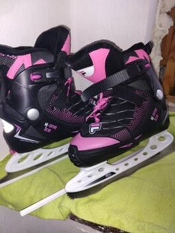 Prodám dámské brusle na led