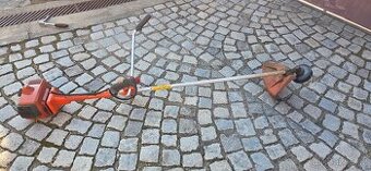 KŘOVINOŘEZ HUSQARNA 225R PLNĚ FUNKČNÍ