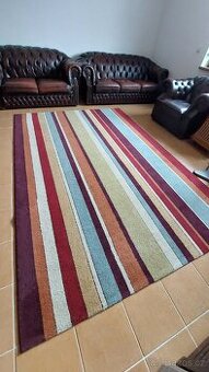 Velký moderní koberec 200 × 290 cm – snadná údržba