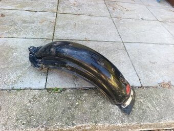 Blatník čz 175/450,455 originální černá včetně linek