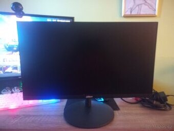 Prodám stolní PC s příslušenstvím.