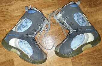 Boty na Snowboard NIDECKER (délka stélky 25cm)