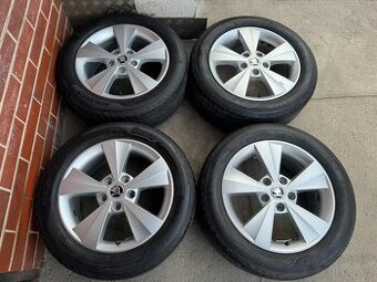 Alu 16" 5x112 škoda Velorum letní 70% O3