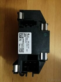 Regulator ventilatoru topení VW Passat B6 3C