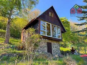 Chata, OV, plocha 40 m2, sklep 16 m2, dobrý stav, zahrada 10