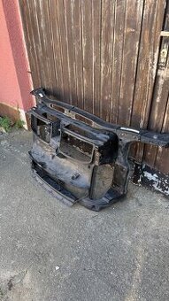 E92 335i chladičová stěna M-packet