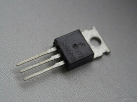 Elektronické součástky - tranzistory, pojistky - 1