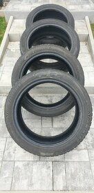 235/45 R18 zimní pneu