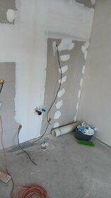 Instalatérské +topenářské prace