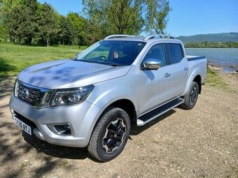 NISSAN Navara Tekna AKCE pravostranné řízení - 1