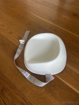 Babybjörn dětský podsedák na židli - bílý