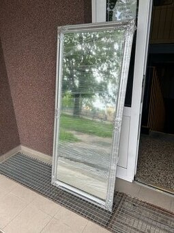 Krásné Zrcadlo NORDBORG z Jysku stříbrné
