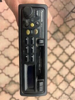 autorádio Panasonic R111L
