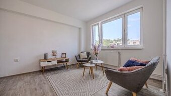 Prostorný byt 2+1 v Hodoníně | 1. patro | 67 m² | - 1