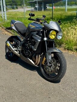 Triumph Street Triple 675 R TOP 2011