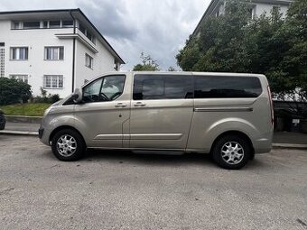 Ford Tourneo Custom 2.2tdci 114kW 8-MÍST, L2, KŮŽE, tažné