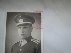 ODZNAK A FOTO VLÁDNÍ VOJSKO - 1