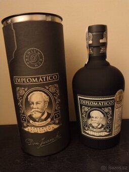 Dárkové balení Diplomatico 12Y 0,7l 40%