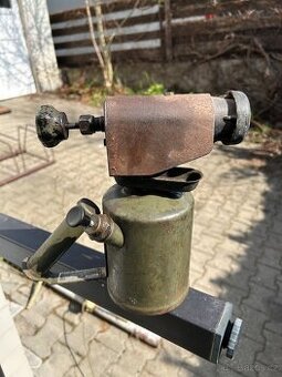 Benzínová lampa