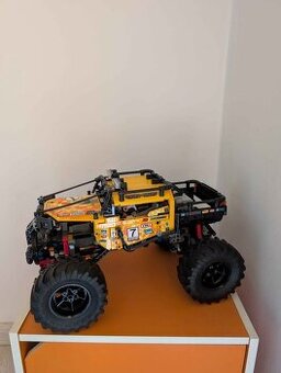 Lego Technic monster truck