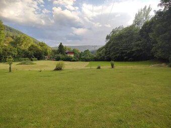 Stavební pozemek v Tyře 1000m2